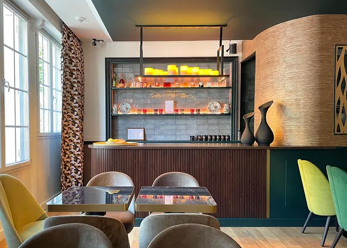 Elsa, Hotel Paris By Collection Vesper